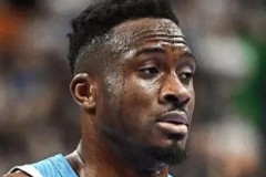 NBA新秀杰里迈亚-费尔斯：鹈鹕队长臂新星的防守与进攻优势